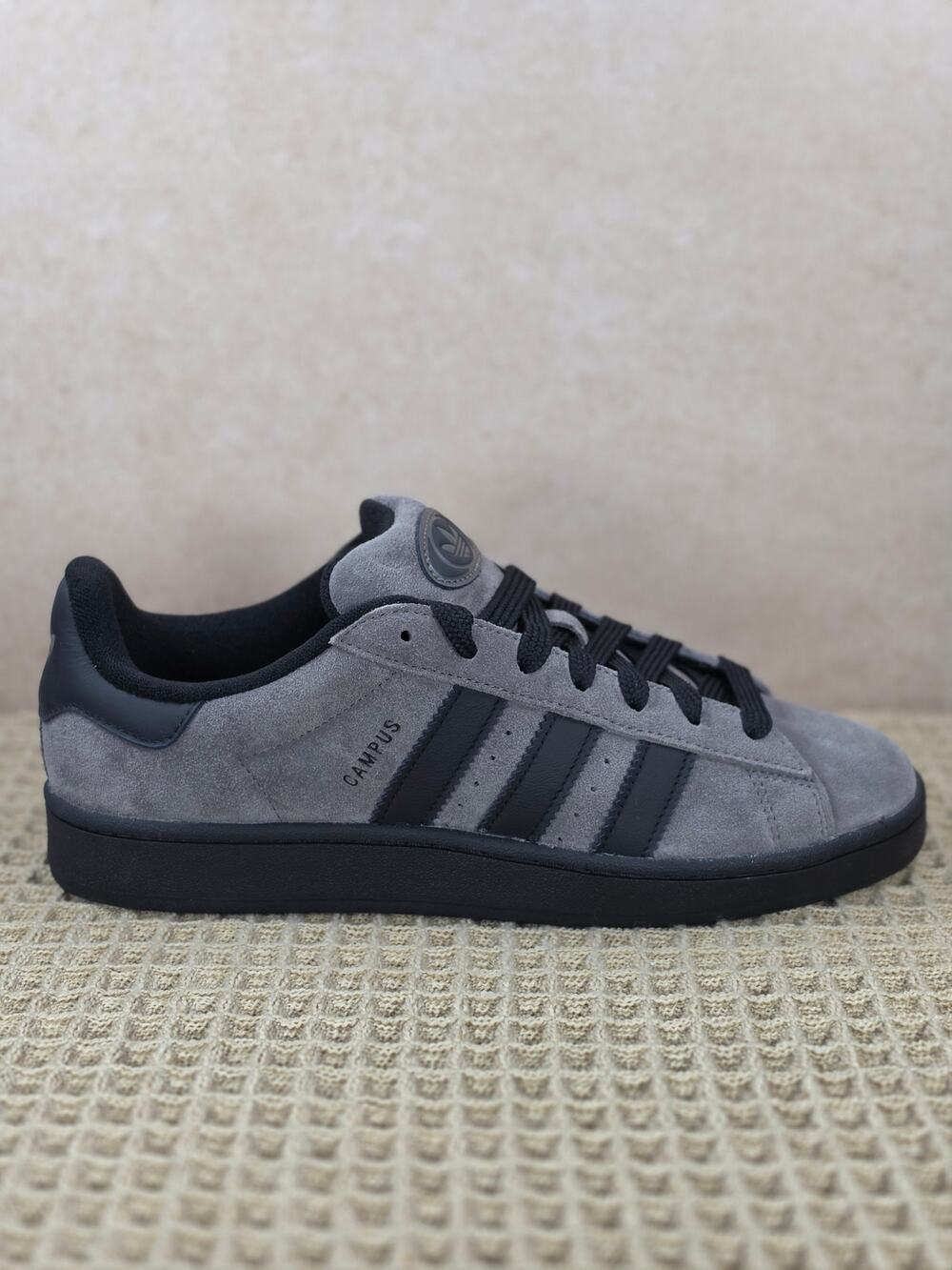 Adidas Campus 00s IF8770 Men's 12 Grey Black Suede Sneakers BNIB